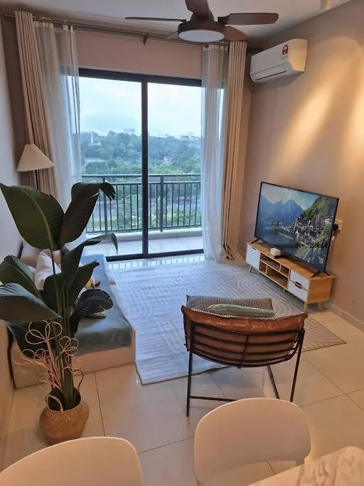Serene And Peaceful 2 Bedrooms 3 Pax - 10 Min To Ciq Johor Bahru Apartment