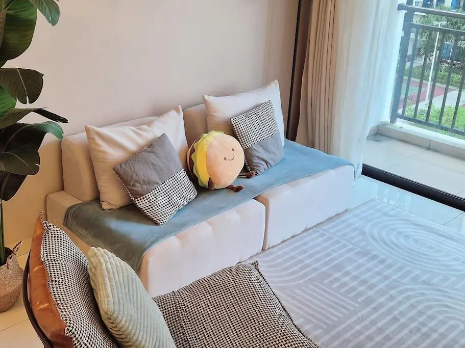 Serene And Peaceful 2 Bedrooms 3 Pax - 10 Min To Ciq contacts