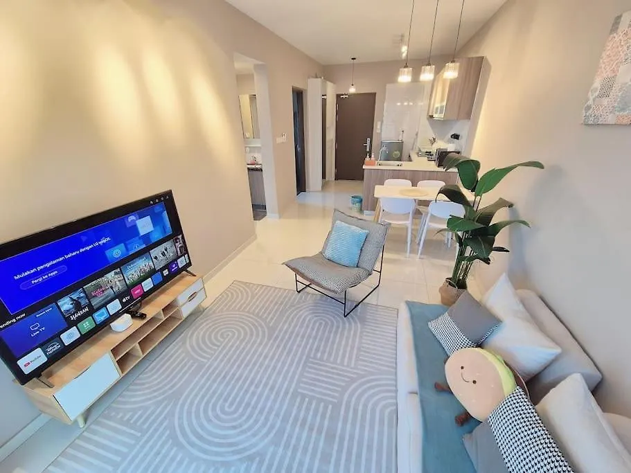 Serene And Peaceful 2 Bedrooms 3 Pax - 10 Min To Ciq Johor Bahru Apartment